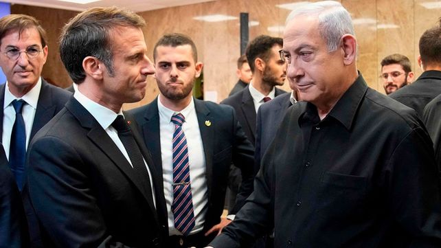 Macron ya le había advertido en marzo pasado a Netanyahu que cualquier traslado forzoso de población de la Franja de Gaza constituiría un crimen de guerra.