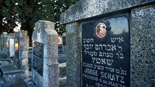 El lugar. El cementerio se cerró en la década del 70 y raramente se abre.