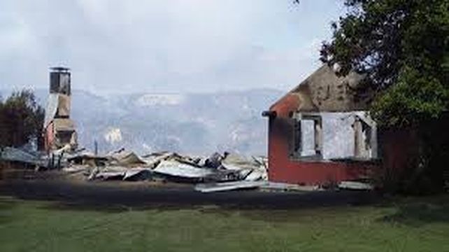 El fuego desatado en El Bolsón se extendió hasta El Maitén, en la provincia de Chubut