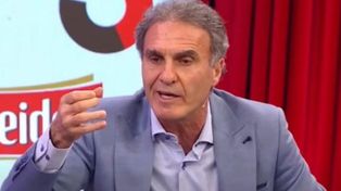Contundente. “Dejen de armarse (para las elecciones) que nos estamos c... de hambre, cada vez más pobres, sostuvo Oscar Ruggeri.