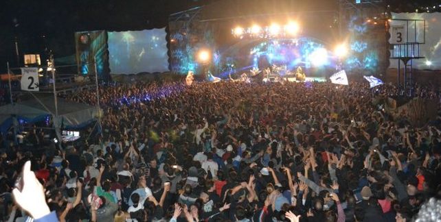 Se descompensó y murió un joven en el recital de La Renga en Santiago del  Estero