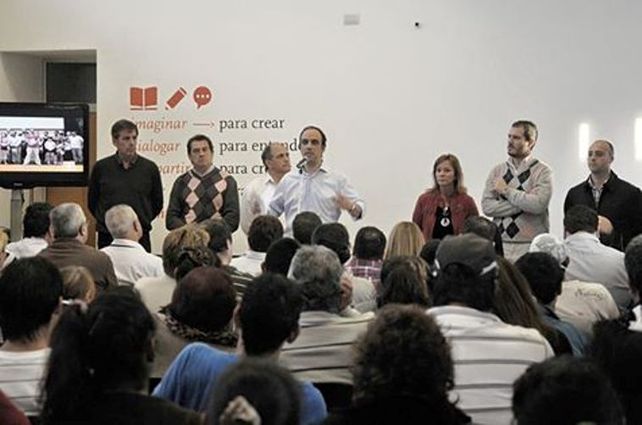 Vamos a crear cinco escuelas de Trabajo para nuestros jóvenes, dijo Corral