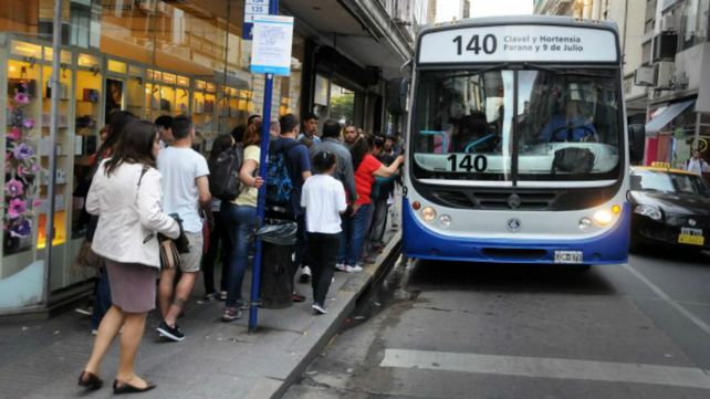 El 140 dejará de pasar por Sarmiento.
