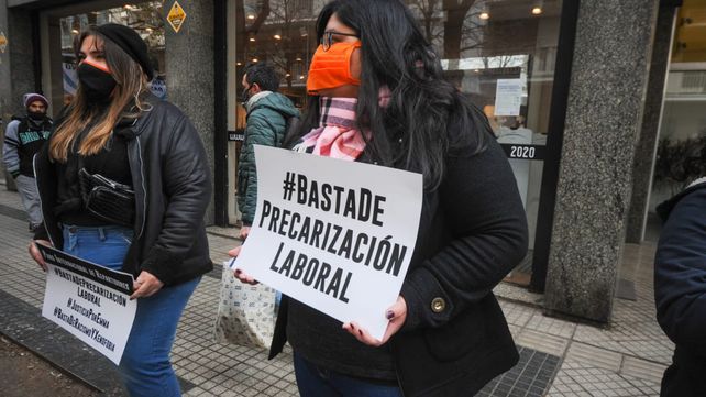 Trabajadores precarizados marcharon por el centro en reclamo de derechos laborales