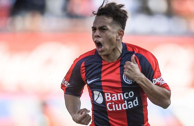 San Lorenzo encontró en el final la victoria ante Godoy Cruz