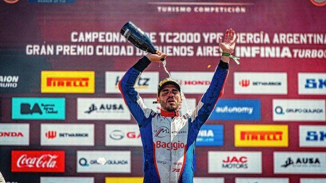 El piloto de Gualeguaychú se llevó una recordada victoria en el callejero de Buenos Aires.