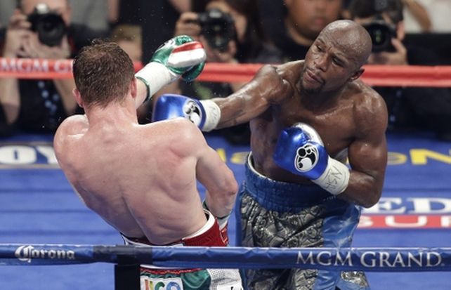 Mayweather venció a “Canelo” Alvarez y sigue siendo campeón invicto