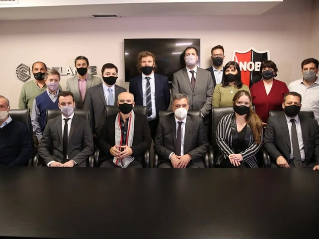 La nueva CD de Newells analiza demandar a los exdirigentes