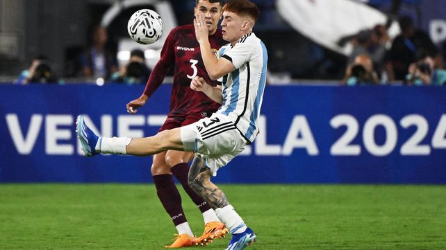 El Colo Barco se fue expulsado antes del descanso.