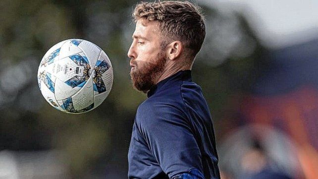 Muniain pide pista en San Lorenzo y concentrará para el partido ante Vélez
