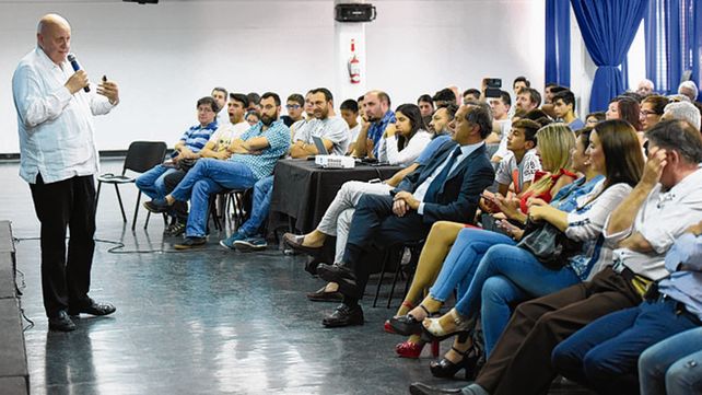 Por una ley que impulse el juego en las escuelas