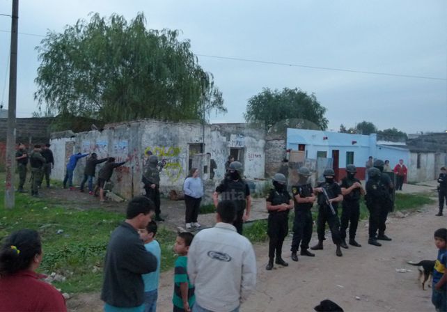 Allanamiento. En una vivienda de Aguado y Monseñor Zazpe