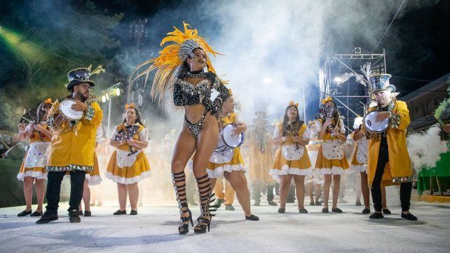 A puro baile y alegría