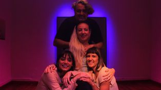 Estefanía Salvucci, Claudio Danterre, María Eugenia Ledesma y la directora Sofía Dibidino.