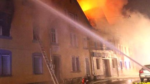Una madre y siete hijos mueren en un incendio