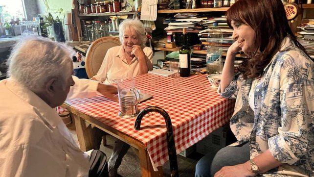 Cristina Fernández se reencontró con Pepe Mujica en Uruguay