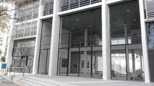 Se denunció a un grupo de estudiantes de quinto año de la Escuela del Centenario por golpear a un menor de primero a raíz de una rivalidad entre clubes de rugby