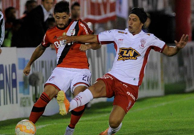 Huracán empató ante River y se metió en la final
