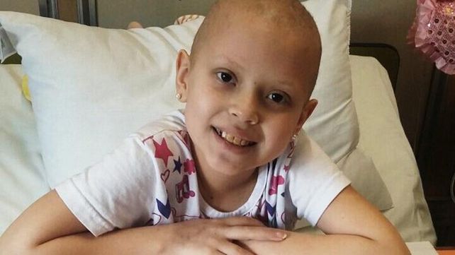 Antonella recibirá una nueva médula tras su larga lucha contra la leucemia