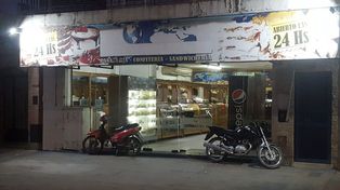 La panadería asaltada trabaja las 24 horas