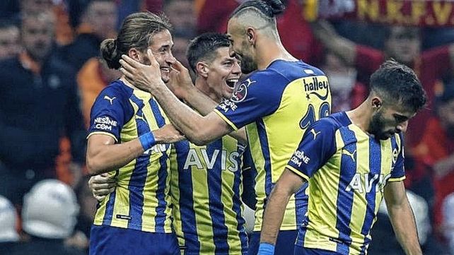 Galatasaray de Turquía eliminó a Olympique de Marsella de la Liga de Europa. 
