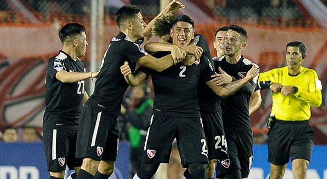 Independiente quiere abrochar su clasificación en la altura de Chile Independiente quiere abrochar su clasificación en la altura de Chile