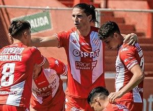 Dylan Gissi deberá seguir esperando para volver a jugar