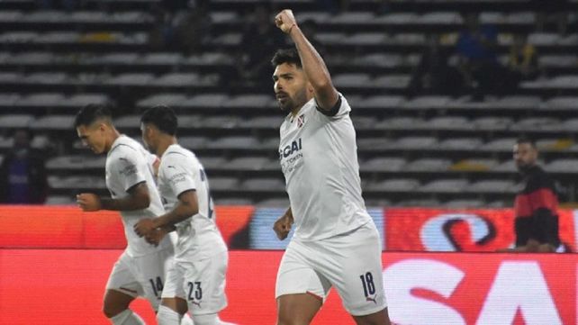 Independiente venció a Talleres en la última jugada