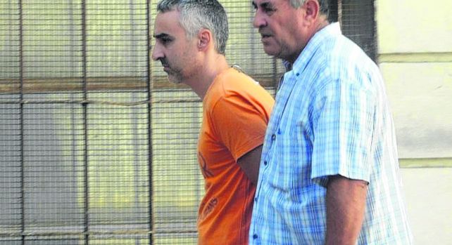 diego villanueva. El padre de Renzo