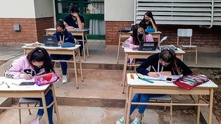 La provincia de Santa Fe comenzaría el próximo ciclo lectivo el 15 de marzo