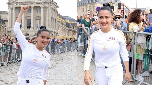 Salma Hayek llevó la Antorcha en la previa a la Ceremonia Inaugural de los Juegos Olímpicos de París 2024.