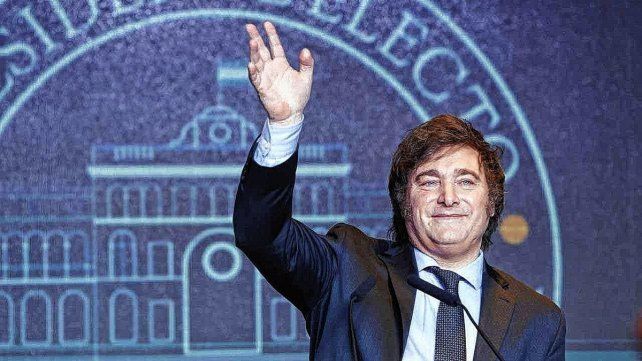 Milei asume como presidente: el país que viene con un duro contexto económico y el escenario político