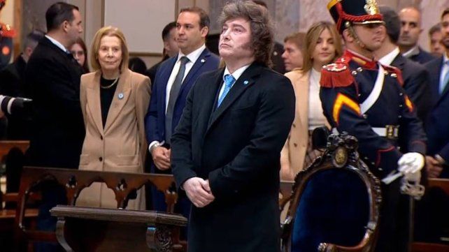 Tras la homilía del arzobispo Jorge García Cuerva en el Tedeum