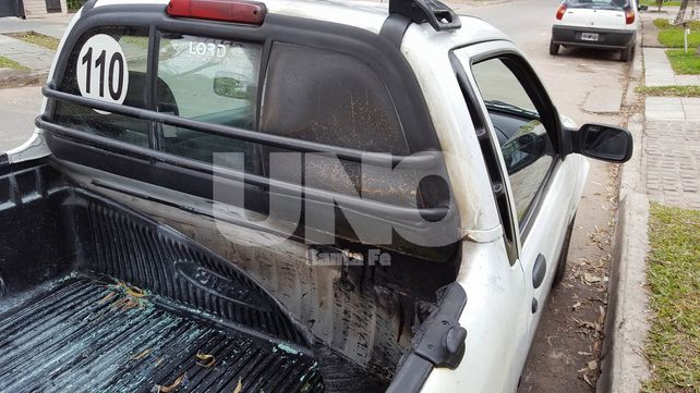 Registran a un quemacoches en acción en barrio Candiotti