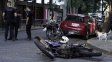 Una moto en el piso tras un accidente de tránsito. La postal se repite a diario y preocupan los números del Observatorio de Seguridad Vial