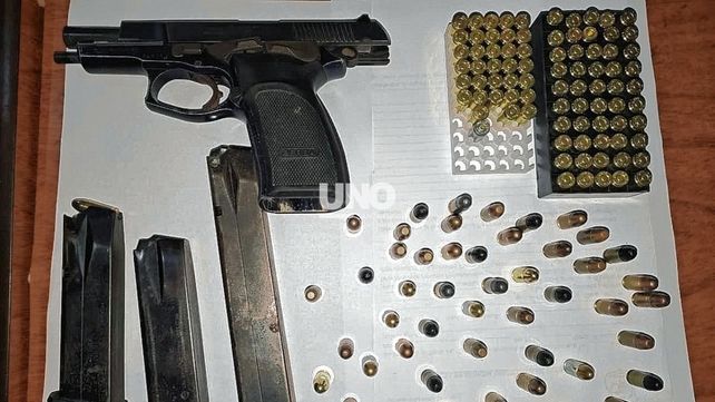 Tiroteo en Barrio Los Hornos: Un joven de 19 años disparó contra una vivienda en madrugada.