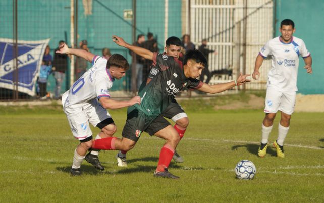 Copa Santa Fe 2025. El Salaíto y el Rojiverde vuelven a enfrentarse en el Olaeta en busca de la clasificación.&nbsp;