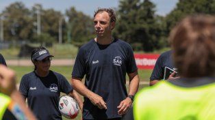 El rosarino Leonardo Senatore será el head coach de Peñarol de Uruguay.