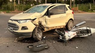 Tragedia en General Lagos: una mujer falleció tras el choque entre una moto y una camioneta