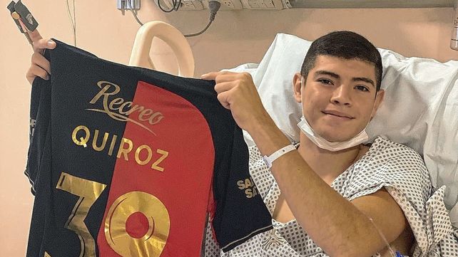 Colón: operaron de la rodilla con éxito a Leandro Quiroz