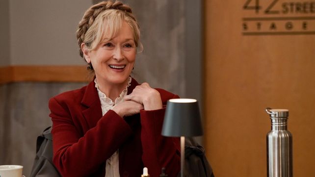 Streep interpreta a una intrigante mujer que sueña con convertirse en estrella.
