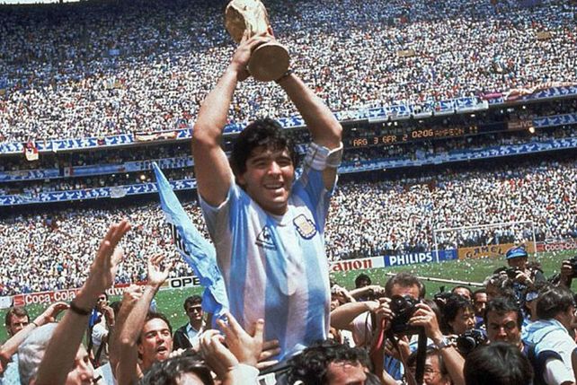Maradona: Mis condolencias para la familia Grondona