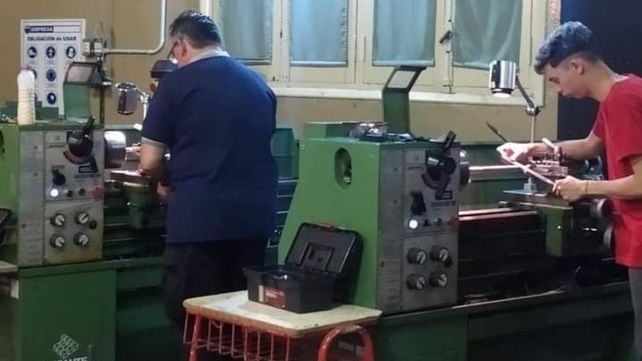La escuela de Paco 453 brinda cursos cuatrimestrales y anuales
