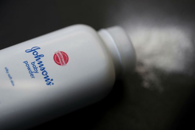 Peligro. El talco de la condena no se comercializa en Argentina.&nbsp;