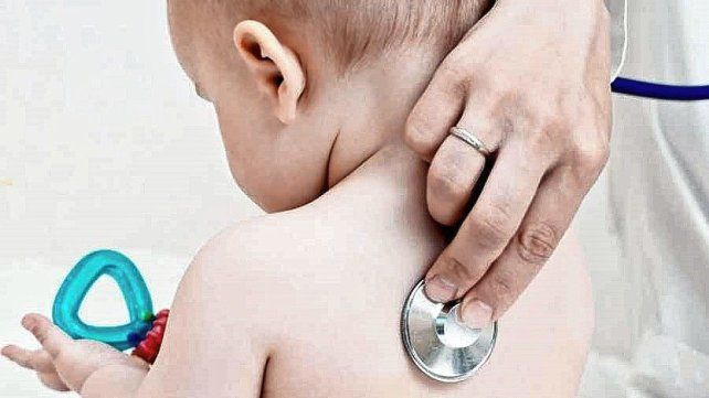 Conicet: comprueban que bacterias en las vías respiratorias de los bebés pueden modificar la bronquiolitis