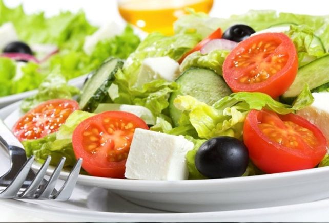 Atenta a las ensaladas que engordan más que una pizza