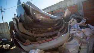 Desarmadero de autos robados en Villa G. Gálvez: el acusado seguirá preso