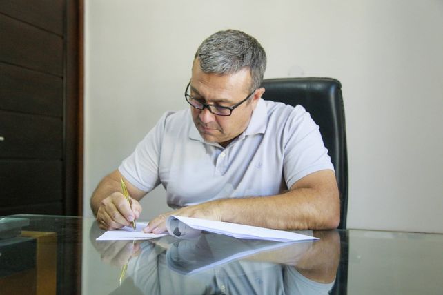 El presidente comunal Antonio Fiorenza firmó un acuerdo con el Ministerio de Seguridad de la Provincia de Santa Fe.