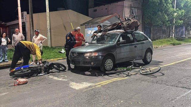 El accidente fue en avenida Almirante Brown y Gobernador Manuel Crespo