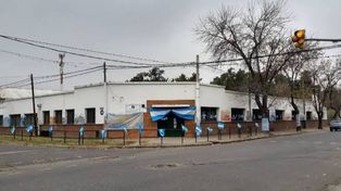 Otra bandera con mensaje mafioso en un jardín de infantes de zona sur